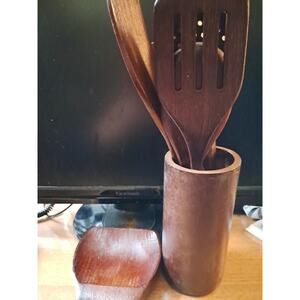 Riveira Wooden Spoons For Cooking With Holder And Spoon Rest.